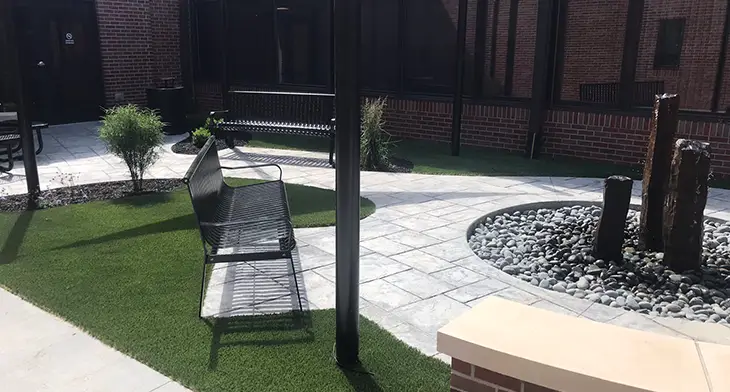 SYNLawn artificial grass courtyard